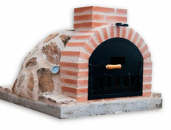 Horno de Pereruela en piedra de musgo y ladrillo refractario