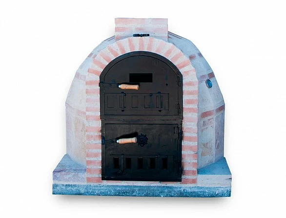 Horno de Pereruela con hornilla en piedra y ladrillo refractario 